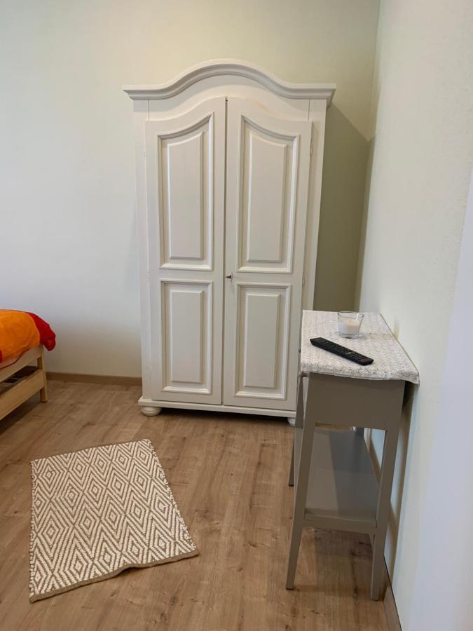 Die Senfbude - Wunderschoene Apartments Fuer 4 Personen Mit Terrasse & Stellplatz Leipzig Extérieur photo